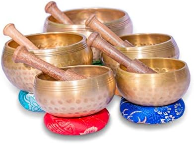 Lot de 5 bols chantants tibétains authentiques à 7 métaux pour yoga, guérison des chakras, relaxation profonde, soulagement du stress et pleine conscience, Fabriqué à la main au Népal, avec coussins - Image 4